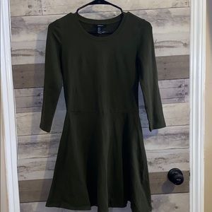 Mid sleeve soft dress